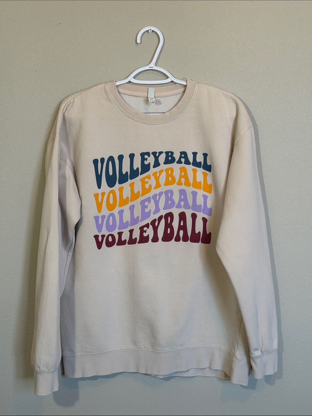 Cream Graphic Volleyball Crewneck Sweatshirt